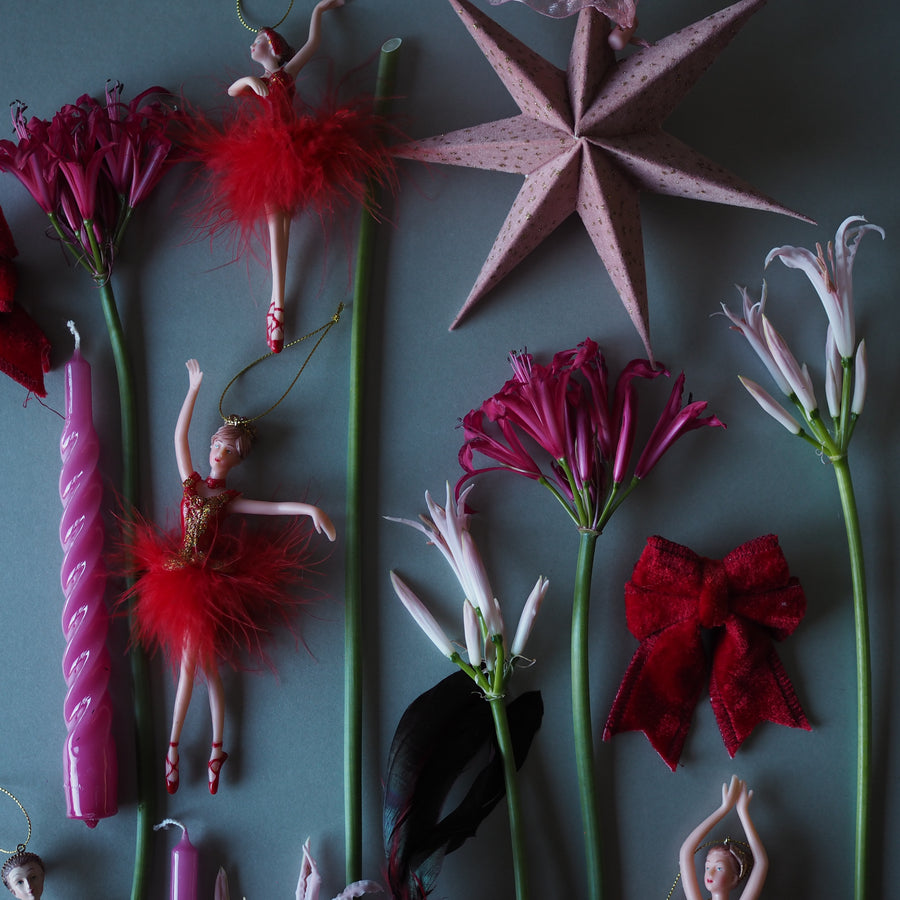 Julekule - Ballerina red feather tutu nr3 16cm